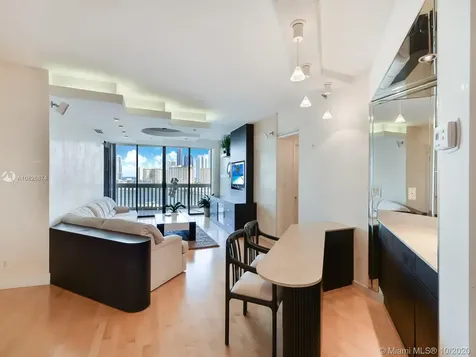 2800 Island Boulevard Aventura FL 33160