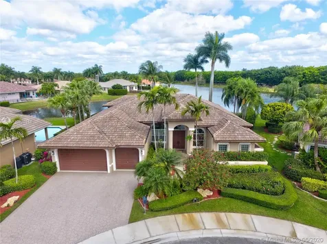 2454 Eagle Run Way Weston FL 33327