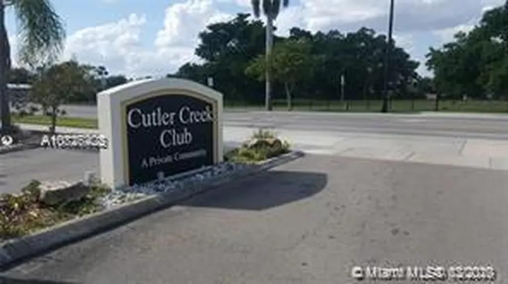 10379 SW 208th Lane Cutler Bay FL 33189