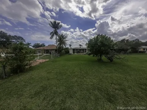 1025 Hunting Lodge Drive Miami Springs FL 33166