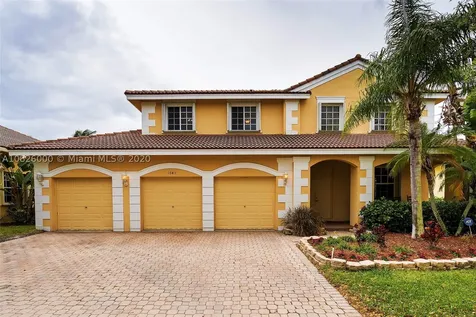 1643 Eagle Bend Weston FL 33327