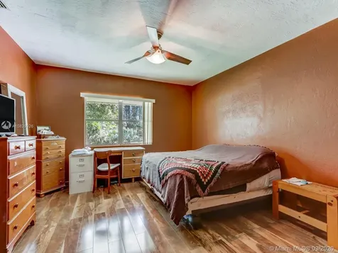 18600 SW 152nd Avenue Miami FL 33187