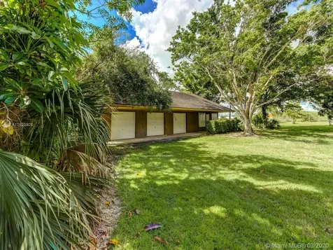 18600 SW 152nd Avenue Miami FL 33187