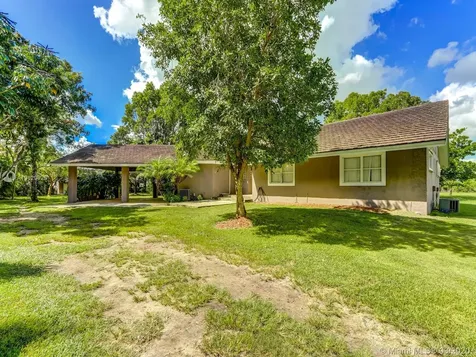 18600 SW 152nd Avenue Miami FL 33187