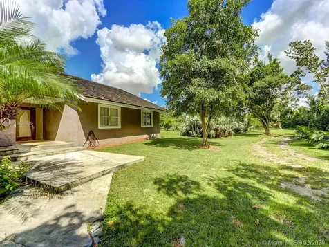 18600 SW 152nd Avenue Miami FL 33187