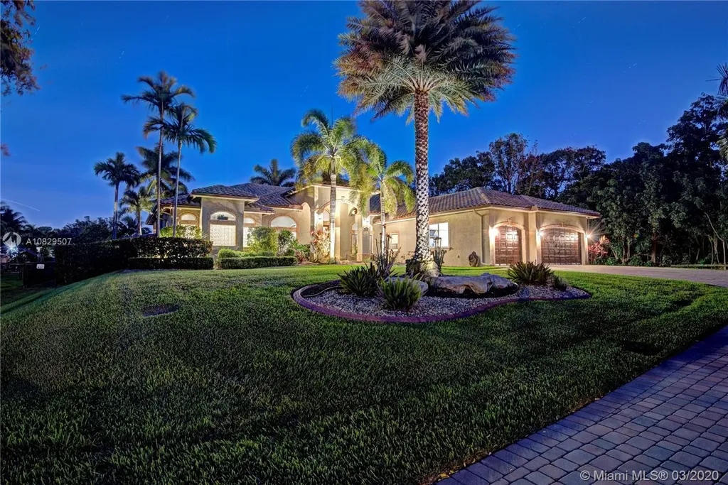 2980 SW 156th Avenue Davie FL 33331
