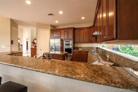 6556 NW 127th Terrace Parkland FL 33076