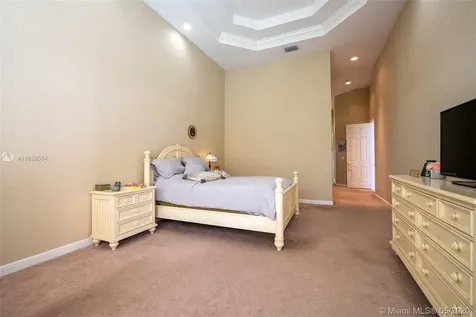 6556 NW 127th Terrace Parkland FL 33076