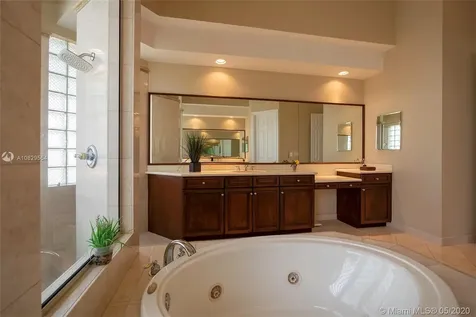 6556 NW 127th Terrace Parkland FL 33076