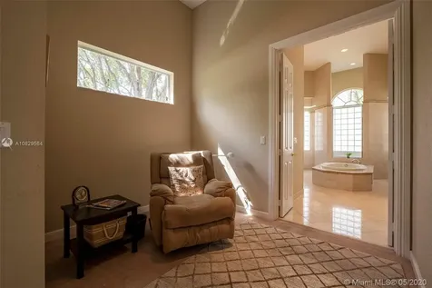 6556 NW 127th Terrace Parkland FL 33076