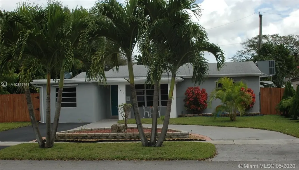 2421 N 58th Terrace Hollywood FL 33021