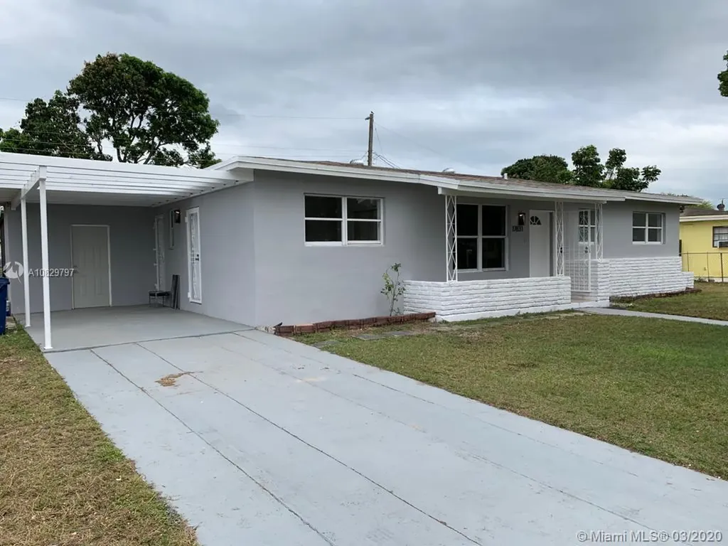 17831 Myrtle Lake Drive Miami Gardens FL 33056