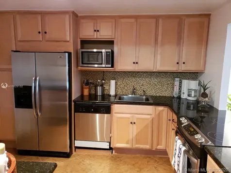 3 Grove Isle Drive Miami FL 33133