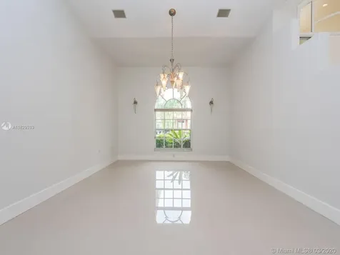 8198 SW 84th Terrace Miami FL 33143