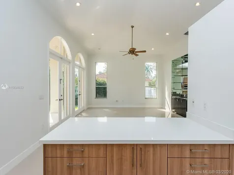 8198 SW 84th Terrace Miami FL 33143