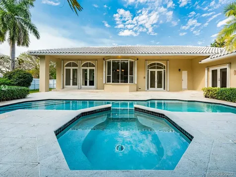 8198 SW 84th Terrace Miami FL 33143