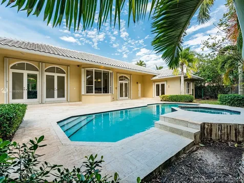 8198 SW 84th Terrace Miami FL 33143