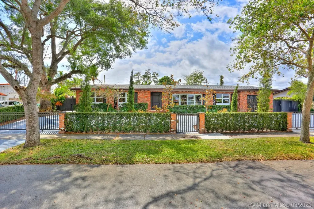 9360 SW 89th Street Miami FL 33176