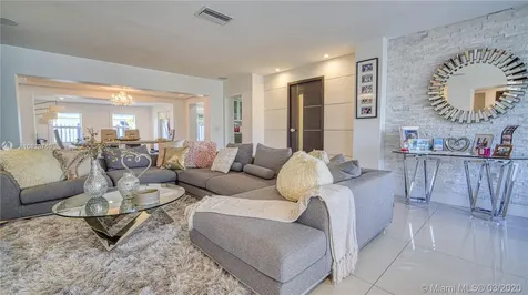 8450 Johnson Street Pembroke Pines FL 33024