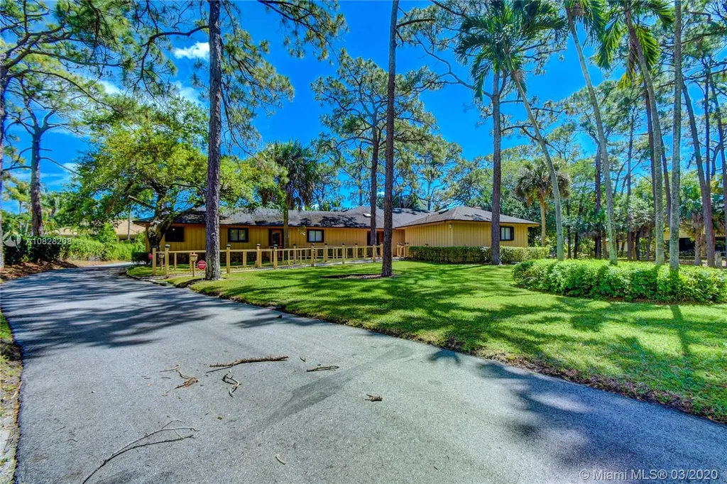 2515 Greenbriar Drive Delray Beach FL 33445