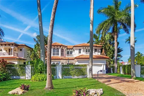 530 N Parkway Golden Beach FL 33160