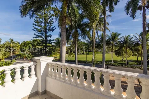 530 N Parkway Golden Beach FL 33160