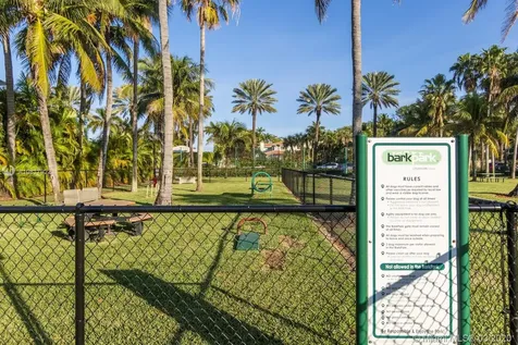 530 N Parkway Golden Beach FL 33160