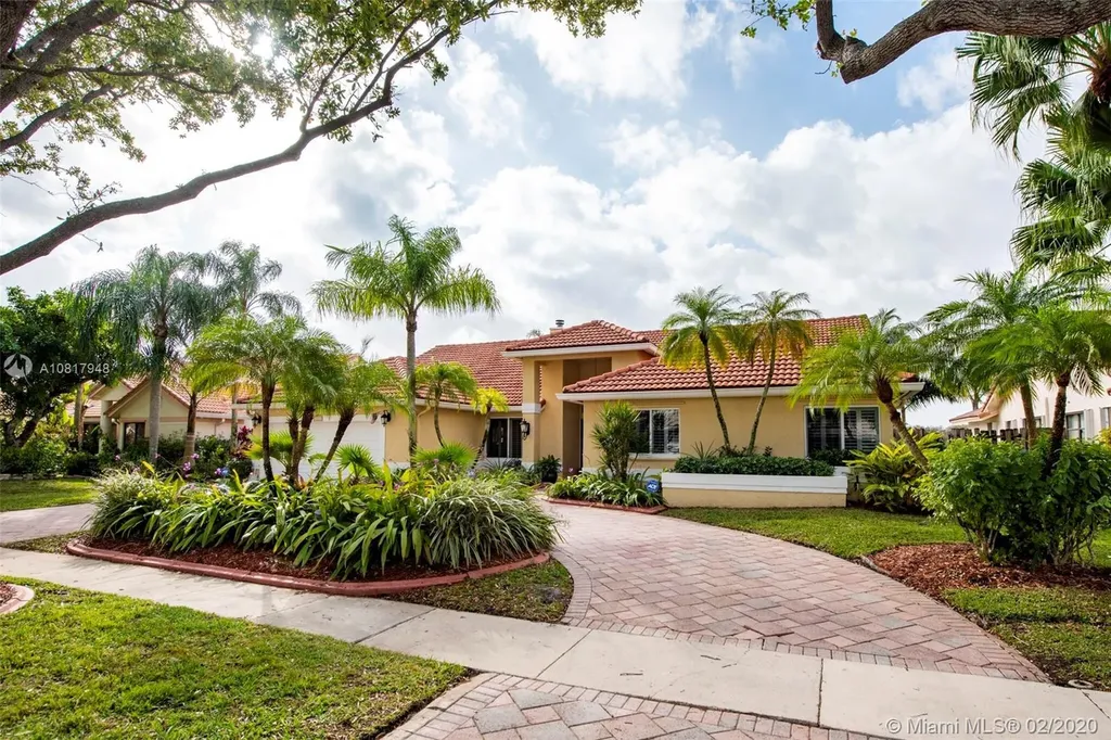 10700 NW 6th Street Plantation FL 33324