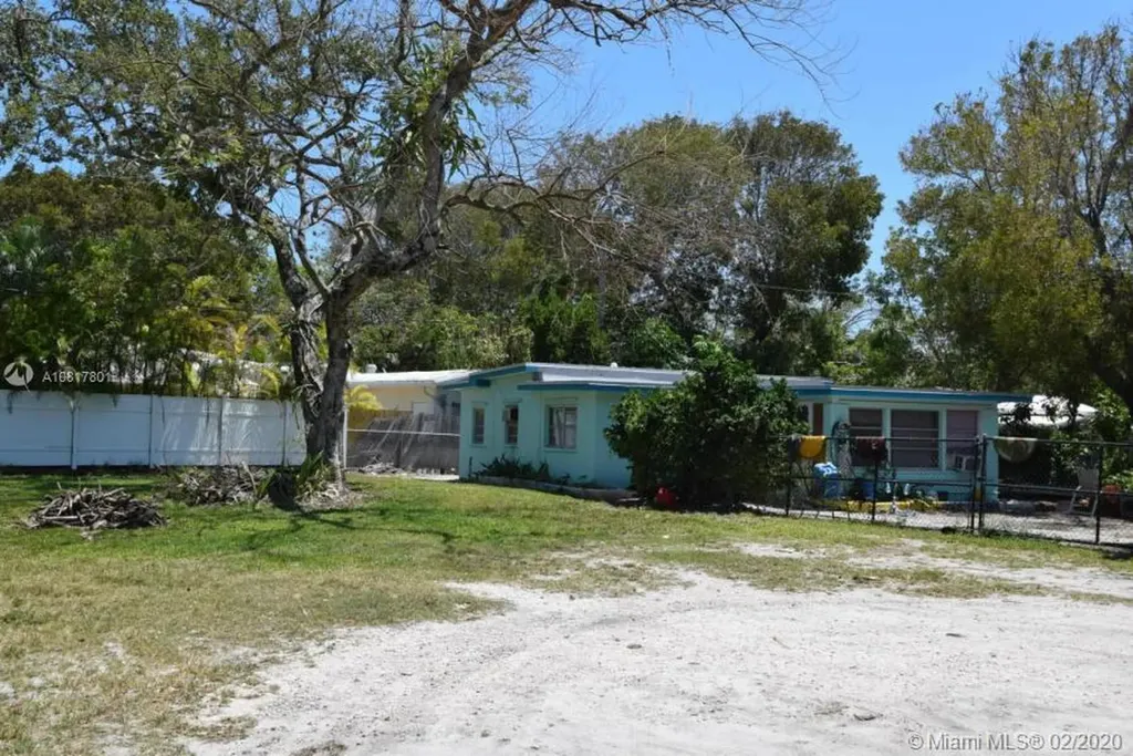 880 50th Street Gulf Marathon FL 33050