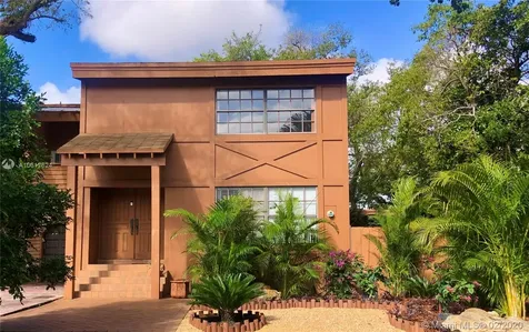 11333 SW 74th Terrace Miami FL 33173