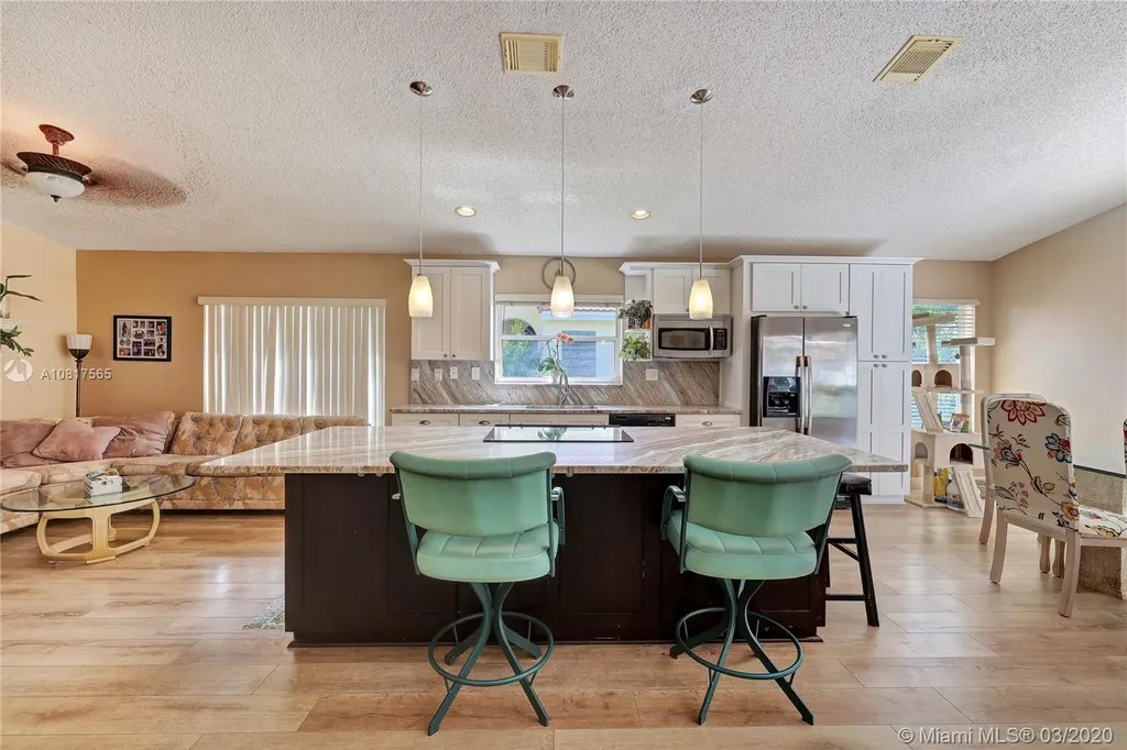 17464 NW 10th Street Pembroke Pines FL 33029