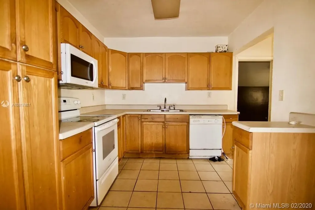 1901 NW 187th Street Miami Gardens FL 33056