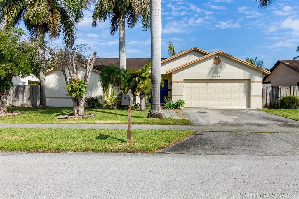 13733 SW 285th Street Homestead FL 33033