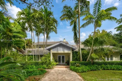 6445 SW 107th Street Pinecrest FL 33156