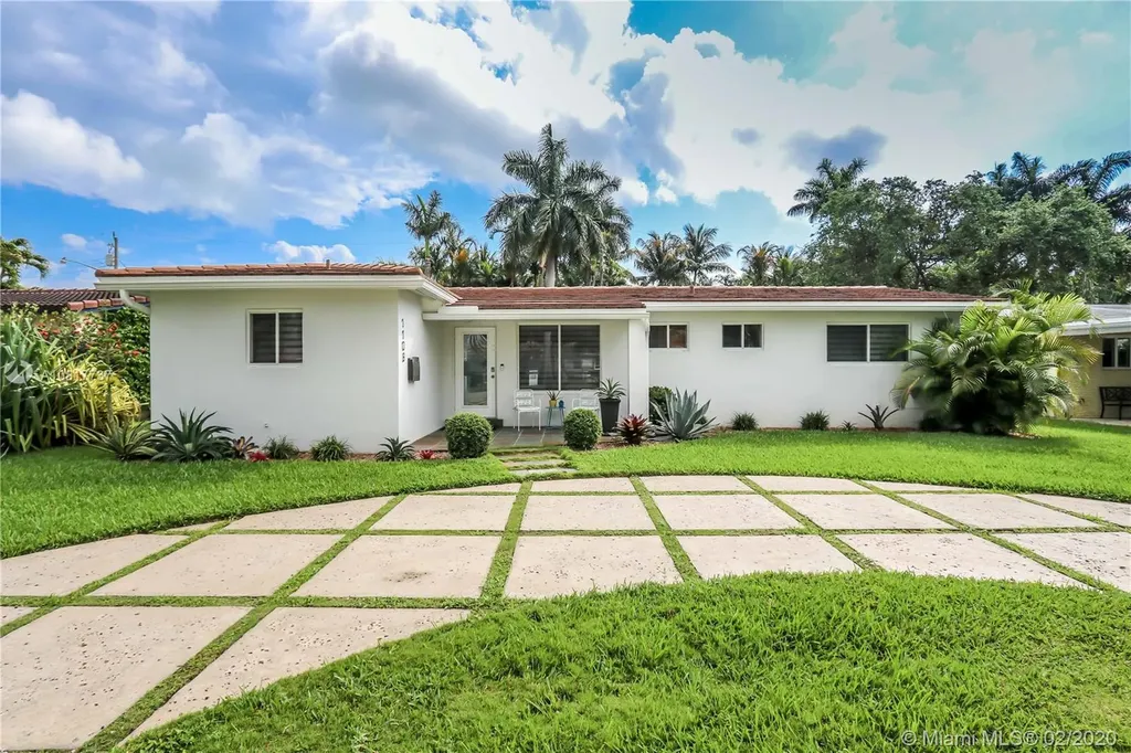 1109 N 13th Terrace Hollywood FL 33019