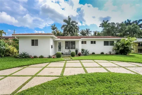 1109 N 13th Terrace Hollywood FL 33019