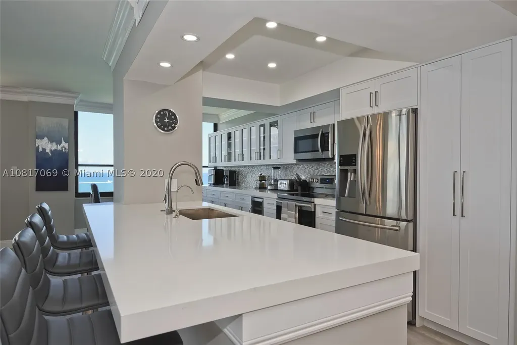 3505 S Ocean Drive Hollywood FL 33019