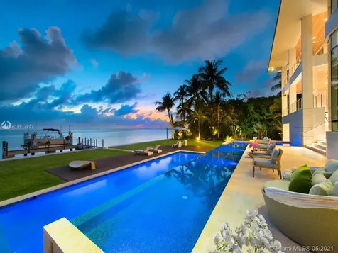 500 S Mashta Drive Key Biscayne FL 33149