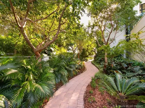 500 S Mashta Drive Key Biscayne FL 33149