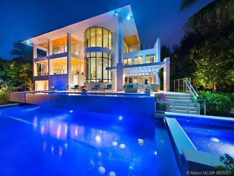 500 S Mashta Drive Key Biscayne FL 33149