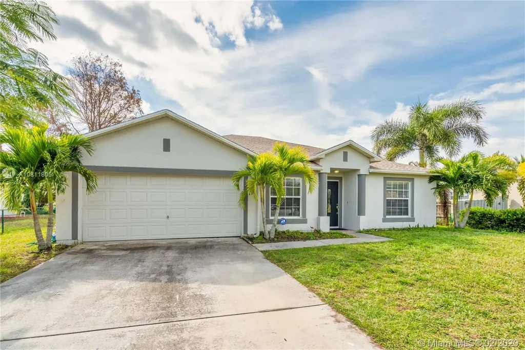 198 SW Glenwood Drive Port St. Lucie FL 34984