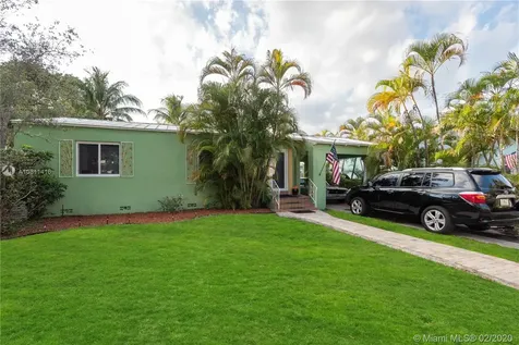 1006 N 17th Avenue Hollywood FL 33020
