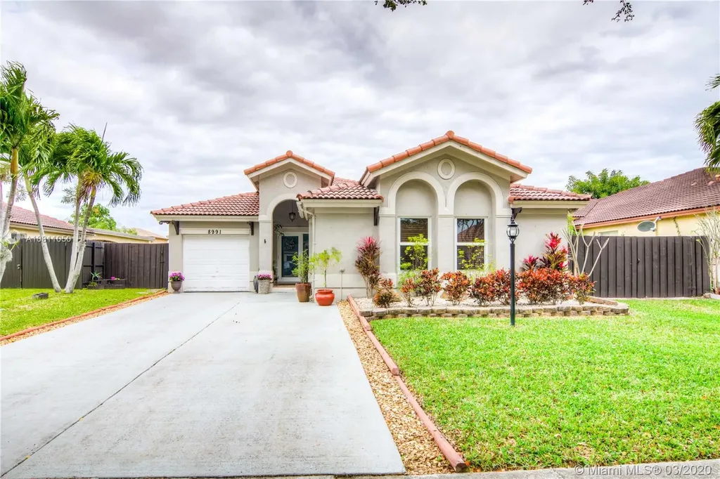 8991 SW 212th Terrace Cutler Bay FL 33189