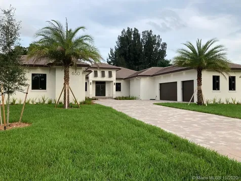 650 NW 118th Avenue Plantation FL 33325