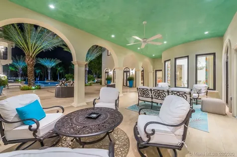 38 Indian Creek Island Road Indian Creek FL 33154