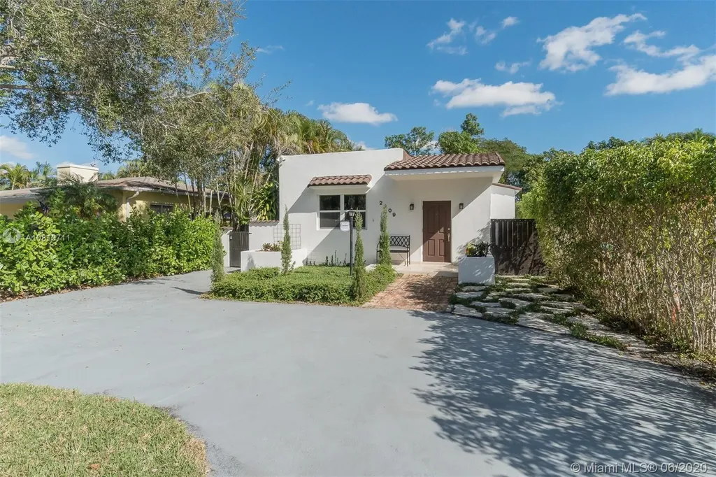 2209 SW 57th Court Miami FL 33155