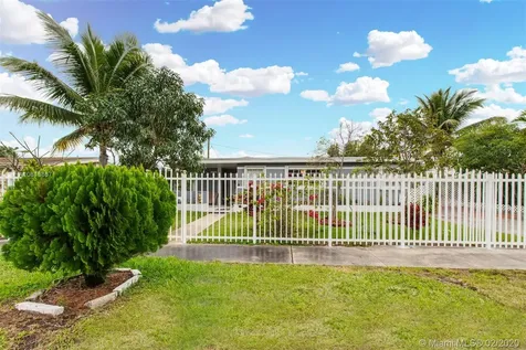 10000 SW 214th Street Cutler Bay FL 33189