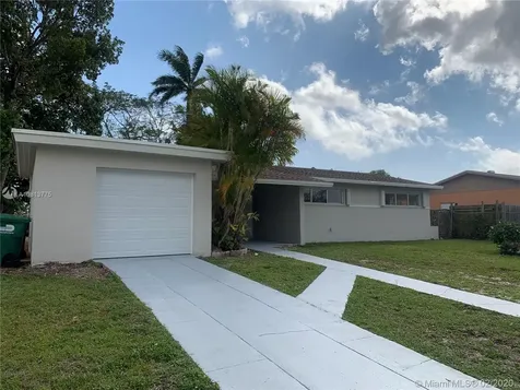 18211 SW 113th Avenue Miami FL 33157