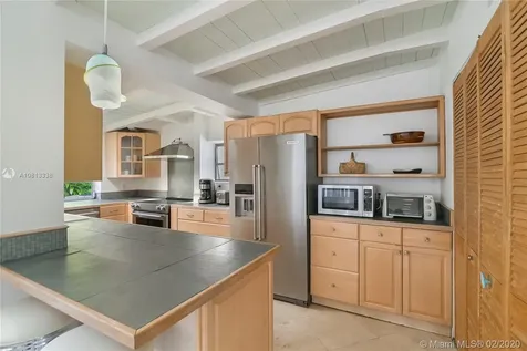 9234 Bay Drive Surfside FL 33154