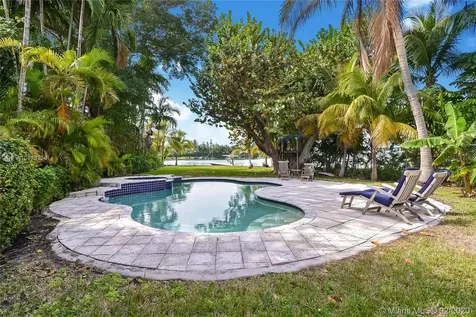 9234 Bay Drive Surfside FL 33154
